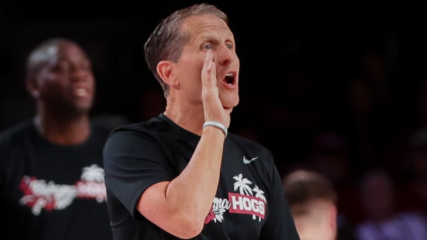 Razorbacks Eric Musselman against Stanford in the Battle 4 Atlantis